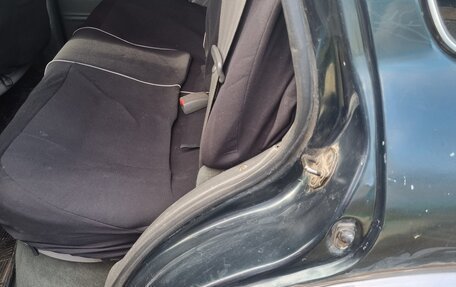 KIA Sportage IV рестайлинг, 2005 год, 400 000 рублей, 13 фотография