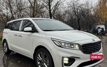 KIA Carnival III, 2019 год, 3 950 000 рублей, 2 фотография