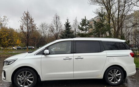 KIA Carnival III, 2019 год, 3 950 000 рублей, 4 фотография