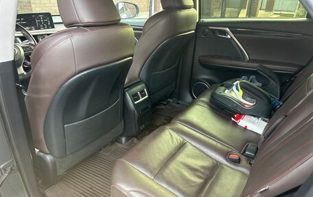 Lexus RX IV рестайлинг, 2020 год, 5 000 000 рублей, 12 фотография