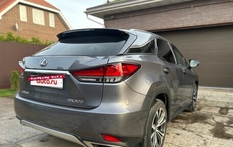 Lexus RX IV рестайлинг, 2020 год, 5 000 000 рублей, 6 фотография