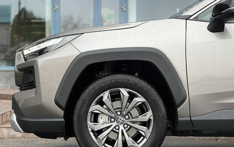 Toyota RAV4, 2025 год, 3 990 000 рублей, 8 фотография