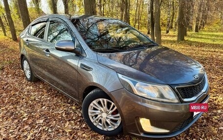 KIA Rio III рестайлинг, 2013 год, 720 000 рублей, 2 фотография