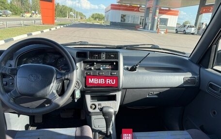 Toyota RAV4, 1995 год, 600 000 рублей, 5 фотография