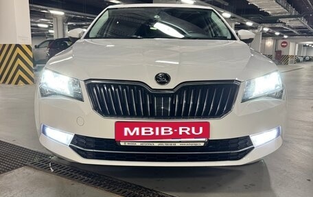 Skoda Superb III рестайлинг, 2016 год, 2 150 000 рублей, 3 фотография