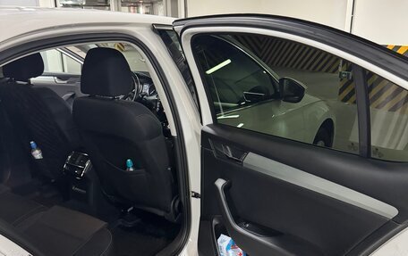 Skoda Superb III рестайлинг, 2016 год, 2 150 000 рублей, 14 фотография