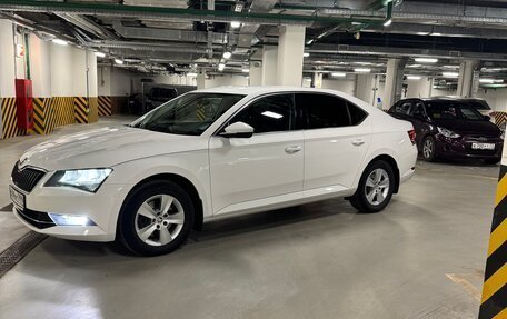 Skoda Superb III рестайлинг, 2016 год, 2 150 000 рублей, 5 фотография