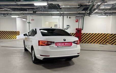 Skoda Superb III рестайлинг, 2016 год, 2 150 000 рублей, 6 фотография