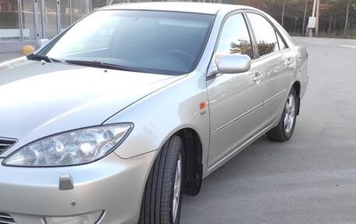 Toyota Camry V40, 2005 год, 820 000 рублей, 1 фотография