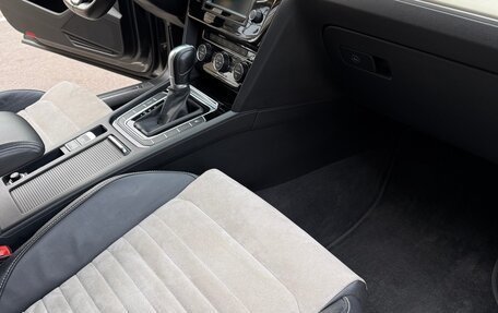 Volkswagen Passat B8 рестайлинг, 2017 год, 2 150 000 рублей, 30 фотография