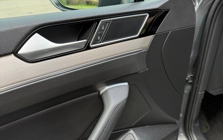 Volkswagen Passat B8 рестайлинг, 2017 год, 2 150 000 рублей, 23 фотография