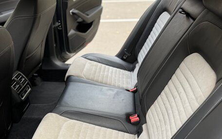 Volkswagen Passat B8 рестайлинг, 2017 год, 2 150 000 рублей, 25 фотография