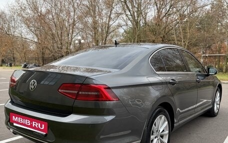 Volkswagen Passat B8 рестайлинг, 2017 год, 2 150 000 рублей, 18 фотография