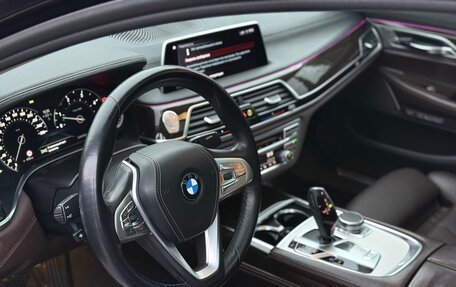 BMW 7 серия, 2015 год, 3 450 000 рублей, 18 фотография