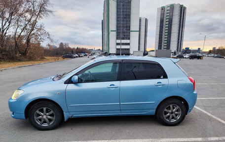 Toyota Corolla, 2003 год, 900 000 рублей, 4 фотография