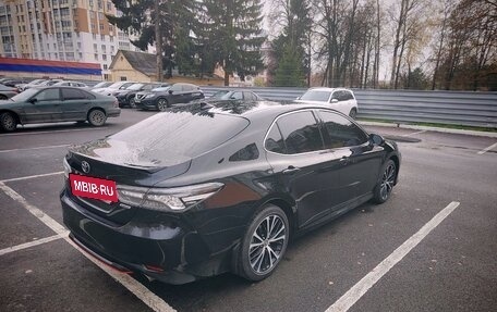 Toyota Camry, 2020 год, 2 800 000 рублей, 5 фотография