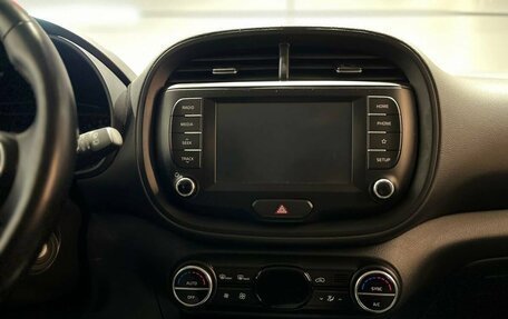 KIA Soul III, 2020 год, 2 400 000 рублей, 17 фотография