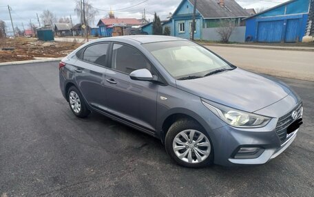 Hyundai Solaris II рестайлинг, 2017 год, 1 500 000 рублей, 6 фотография