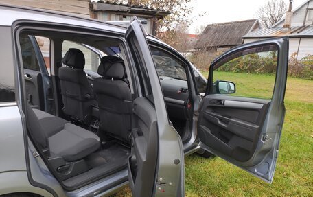 Opel Zafira B, 2010 год, 649 000 рублей, 10 фотография