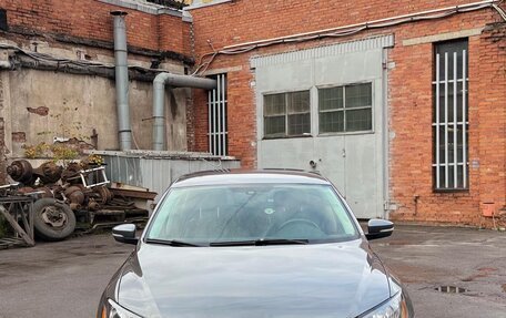 Volkswagen Passat B8 рестайлинг, 2015 год, 1 490 000 рублей, 10 фотография