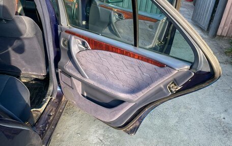 Mercedes-Benz E-Класс, 1998 год, 450 000 рублей, 7 фотография