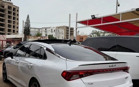 KIA K5, 2022 год, 2 300 000 рублей, 8 фотография