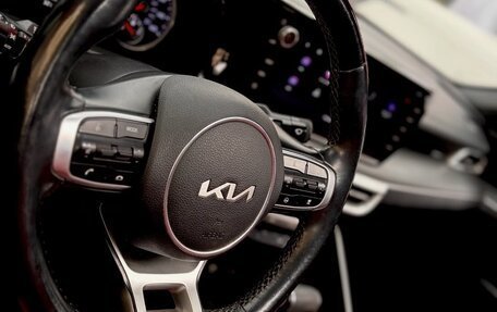 KIA K5, 2022 год, 2 300 000 рублей, 11 фотография