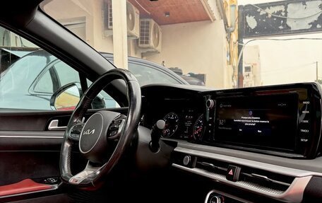 KIA K5, 2022 год, 2 300 000 рублей, 18 фотография