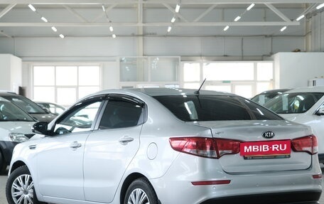 KIA Rio III рестайлинг, 2016 год, 949 000 рублей, 5 фотография