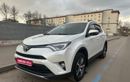 Toyota RAV4, 2018 год, 2 710 000 рублей, 1 фотография