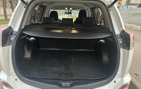 Toyota RAV4, 2018 год, 2 710 000 рублей, 17 фотография