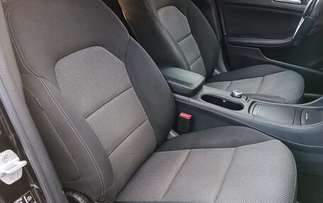 Mercedes-Benz GLA, 2014 год, 1 600 000 рублей, 11 фотография