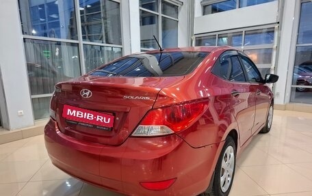 Hyundai Solaris II рестайлинг, 2011 год, 670 000 рублей, 3 фотография