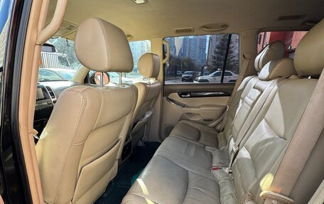 Toyota Land Cruiser Prado 120 рестайлинг, 2008 год, 2 080 000 рублей, 10 фотография