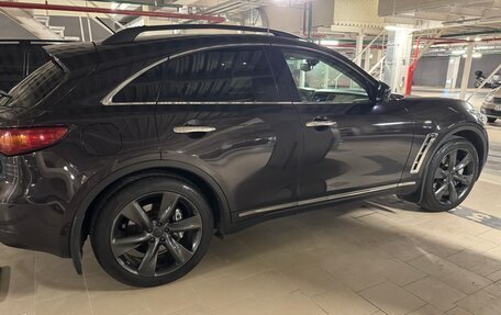 Infiniti FX II, 2012 год, 2 000 000 рублей, 3 фотография