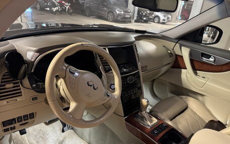 Infiniti FX II, 2012 год, 2 000 000 рублей, 8 фотография