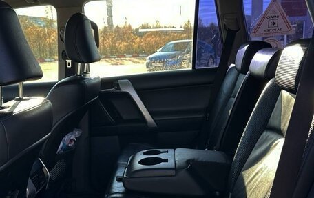 Toyota Land Cruiser Prado 150 рестайлинг 2, 2011 год, 1 900 000 рублей, 10 фотография