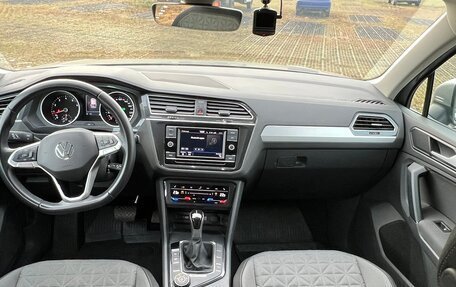 Volkswagen Tiguan II, 2021 год, 3 300 000 рублей, 15 фотография