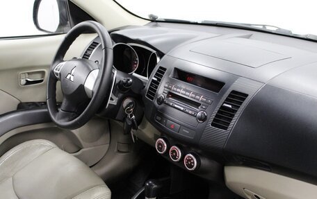 Mitsubishi Outlander III рестайлинг 3, 2007 год, 970 000 рублей, 7 фотография