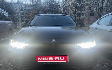 BMW 3 серия, 2017 год, 1 650 000 рублей, 12 фотография