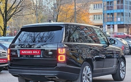 Land Rover Range Rover IV рестайлинг, 2018 год, 6 955 000 рублей, 10 фотография
