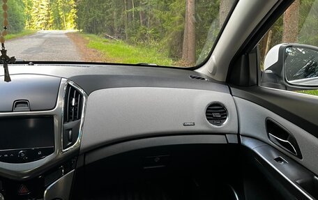 Chevrolet Cruze II, 2012 год, 950 000 рублей, 10 фотография