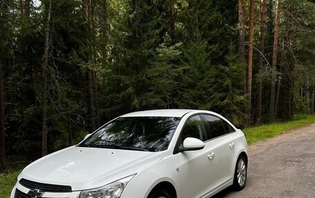Chevrolet Cruze II, 2012 год, 950 000 рублей, 3 фотография
