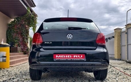 Volkswagen Polo VI (EU Market), 2011 год, 935 000 рублей, 2 фотография