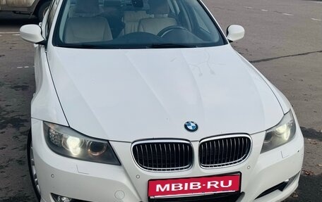 BMW 3 серия, 2011 год, 1 500 000 рублей, 1 фотография