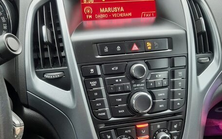 Opel Astra J, 2014 год, 860 000 рублей, 6 фотография