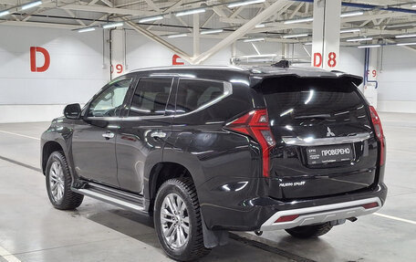 Mitsubishi Pajero Sport III рестайлинг, 2022 год, 4 050 000 рублей, 7 фотография