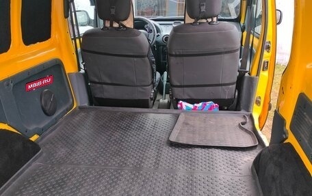 Renault Kangoo II рестайлинг, 2000 год, 325 000 рублей, 7 фотография