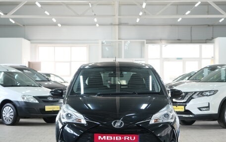 Toyota Vitz, 2019 год, 1 339 000 рублей, 2 фотография