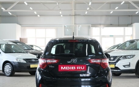 Toyota Vitz, 2019 год, 1 339 000 рублей, 6 фотография